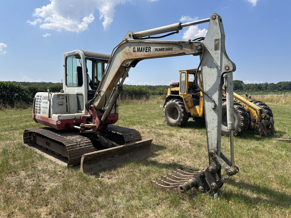 Takeuchi digger